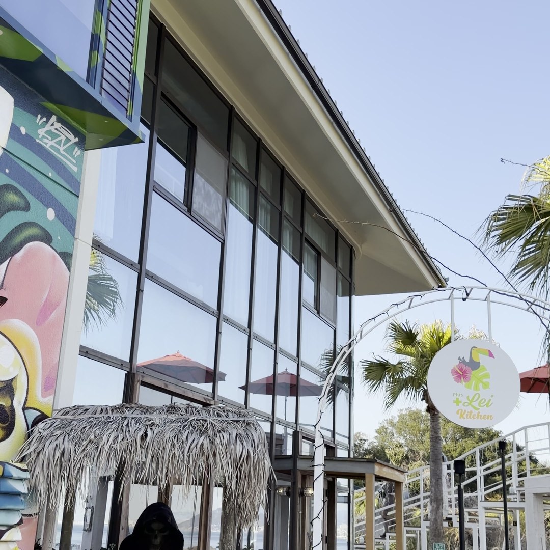 +Lei Kitchen プラスレイキッチン 淡路島 犬連れOK ドッグラン付きハワイアンカフェ