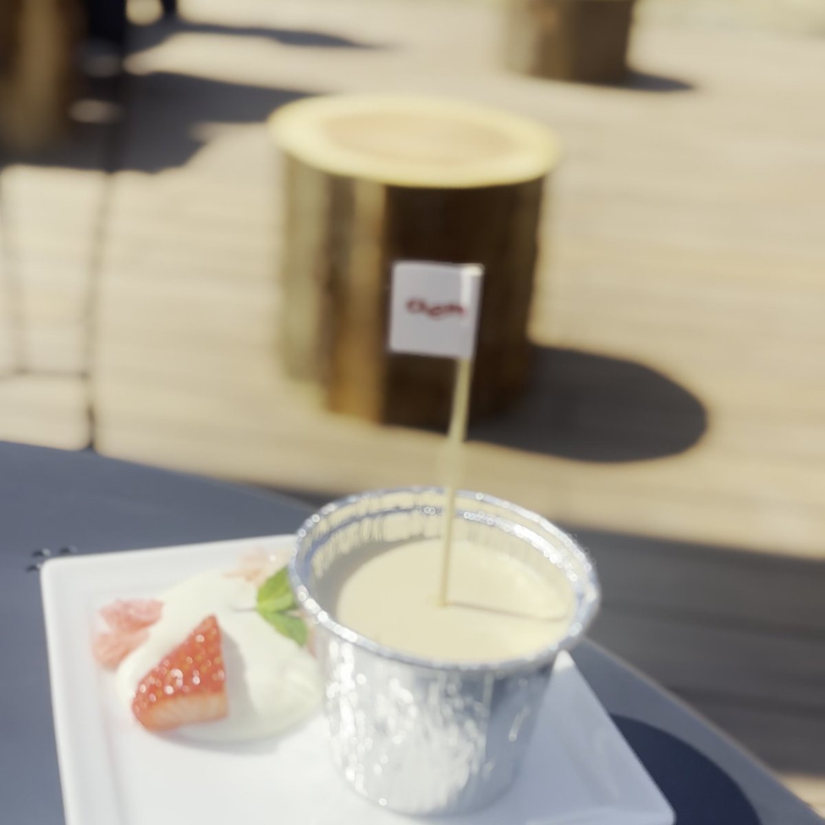 AWAJI EARTH MUSEUM テラス席ランチ パスタ パン 淡路島