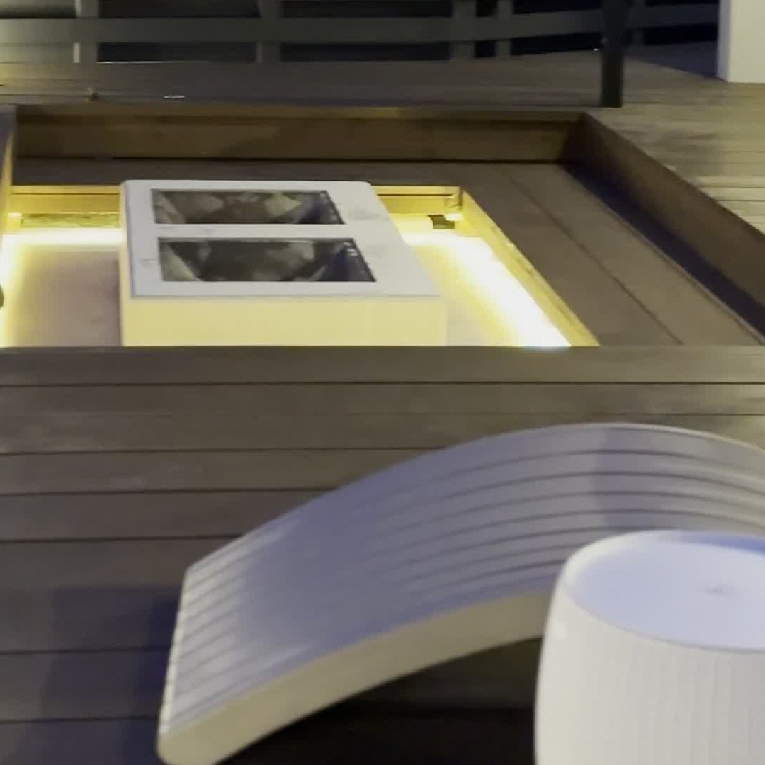 emo TOKYO 焚き火MENU マシュマロ ソーセージ クロッフル