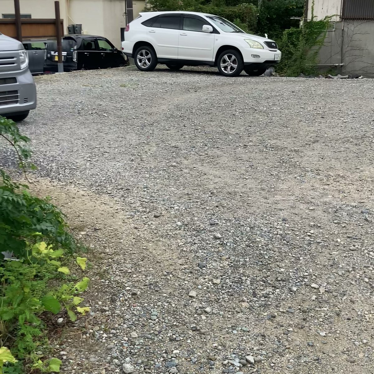 まるみ食堂 駐車場 店舗前 南あわじ市阿那賀