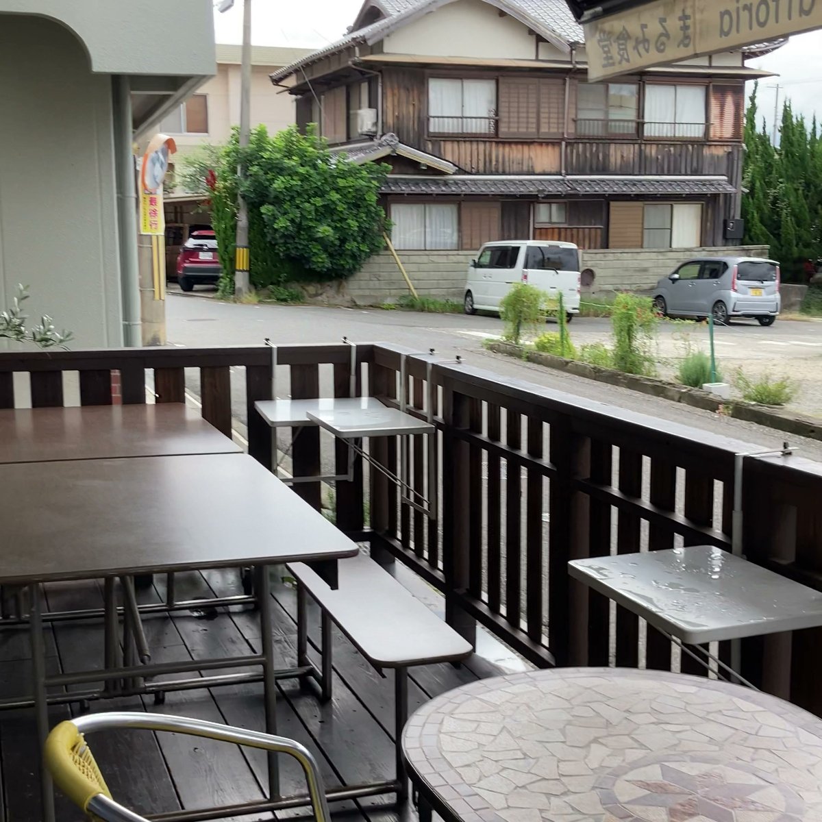 まるみ食堂 テラス席 犬連れOK 屋根付き 南あわじ市